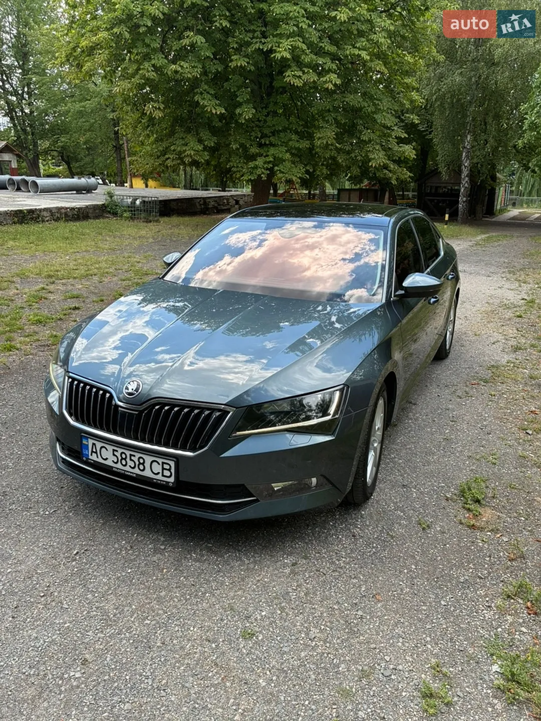 2016 Skoda Superb - мініатюра 3