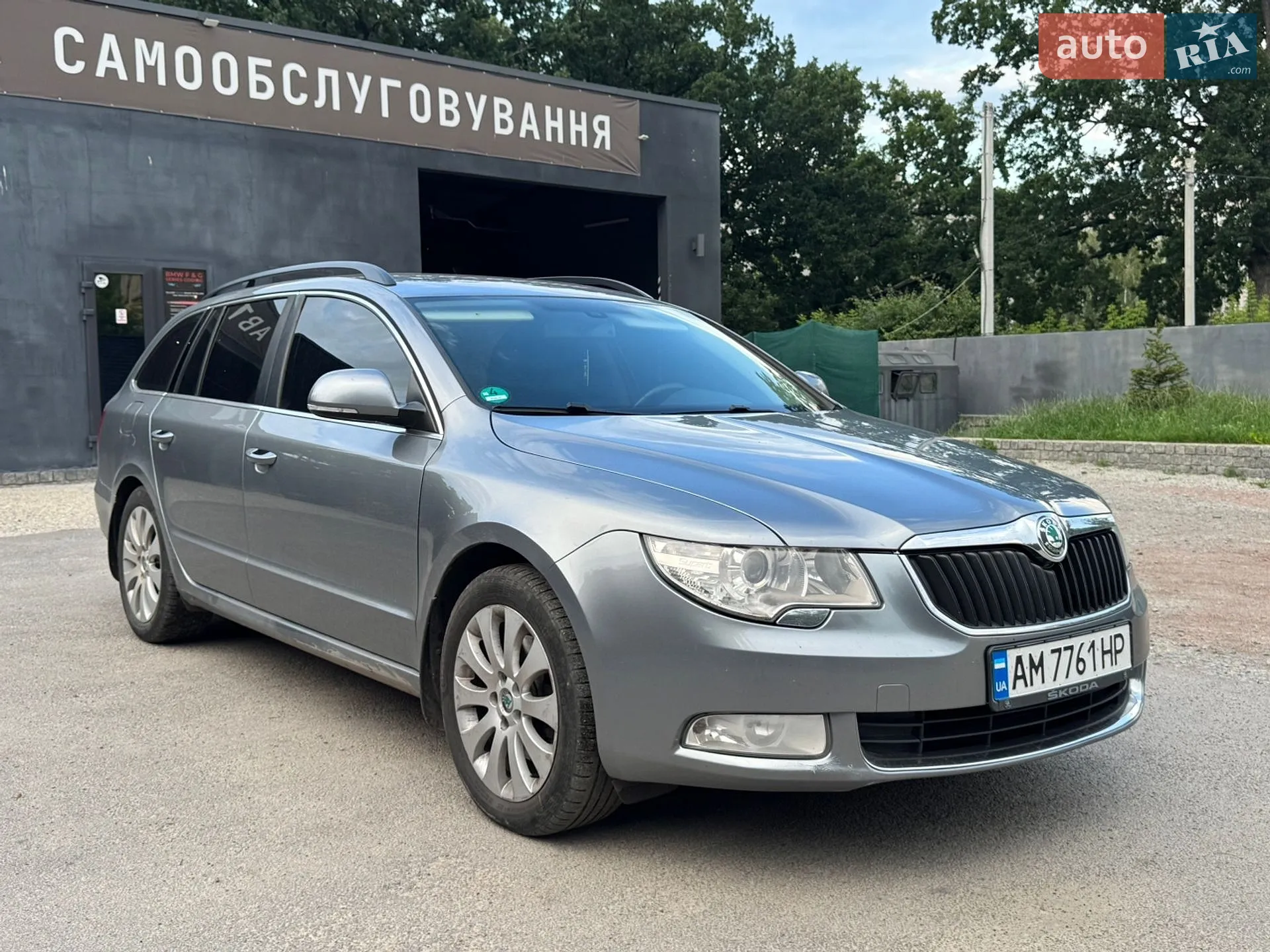 2011 Skoda Superb - мініатюра 3