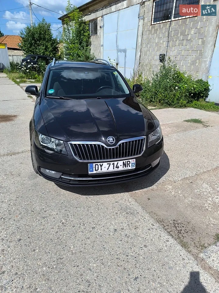 2015 Skoda Superb - мініатюра 18
