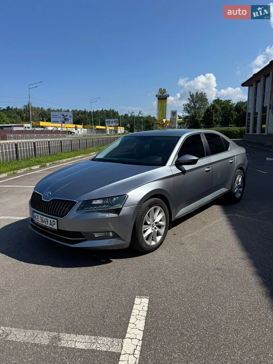 2016 Skoda Superb - мініатюра 3