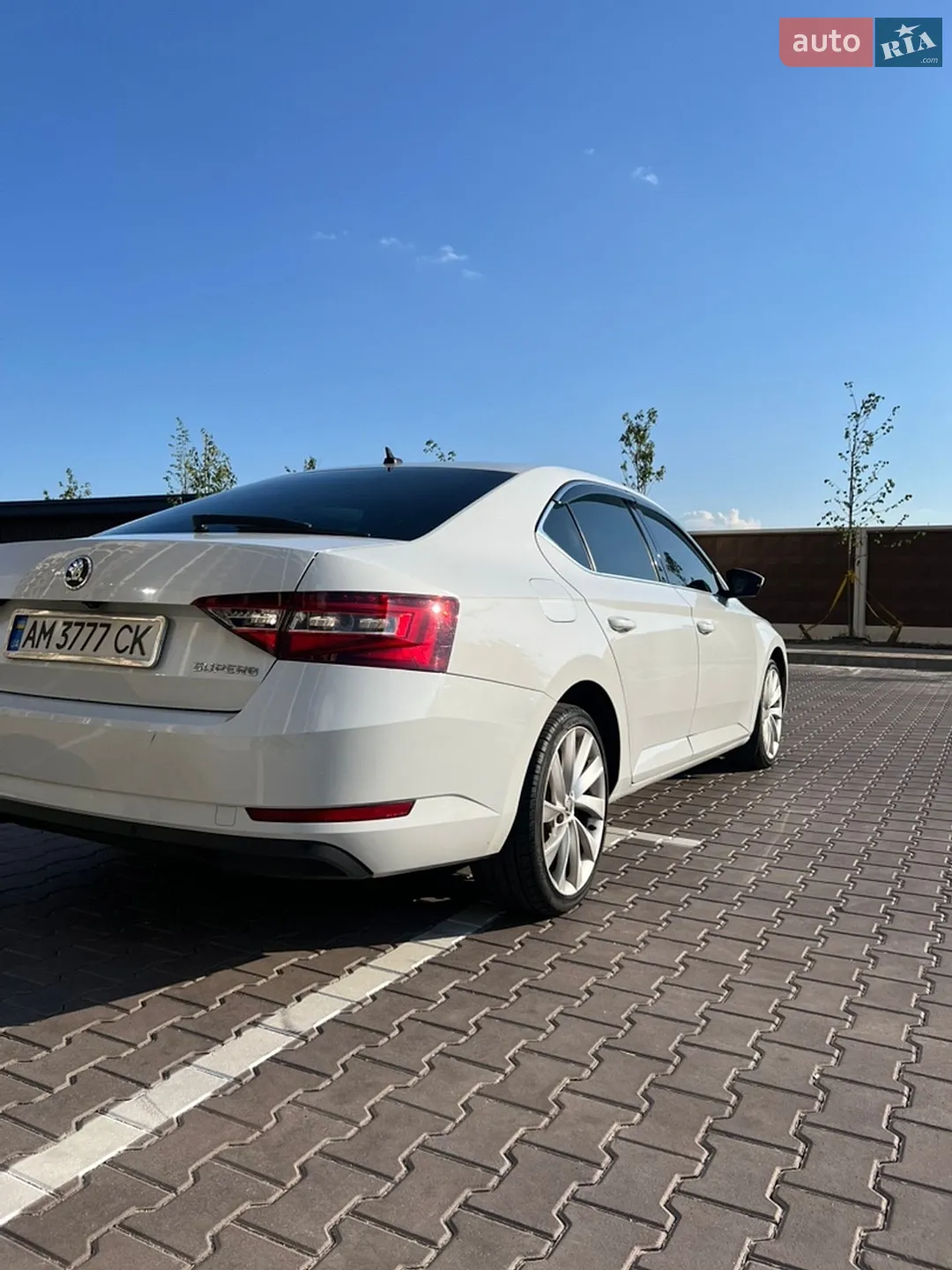 2016 Skoda Superb - мініатюра 5