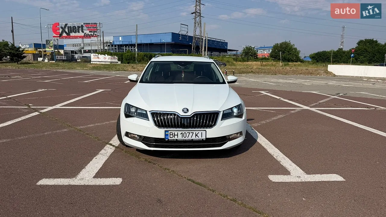 2017 Skoda Superb - мініатюра 13