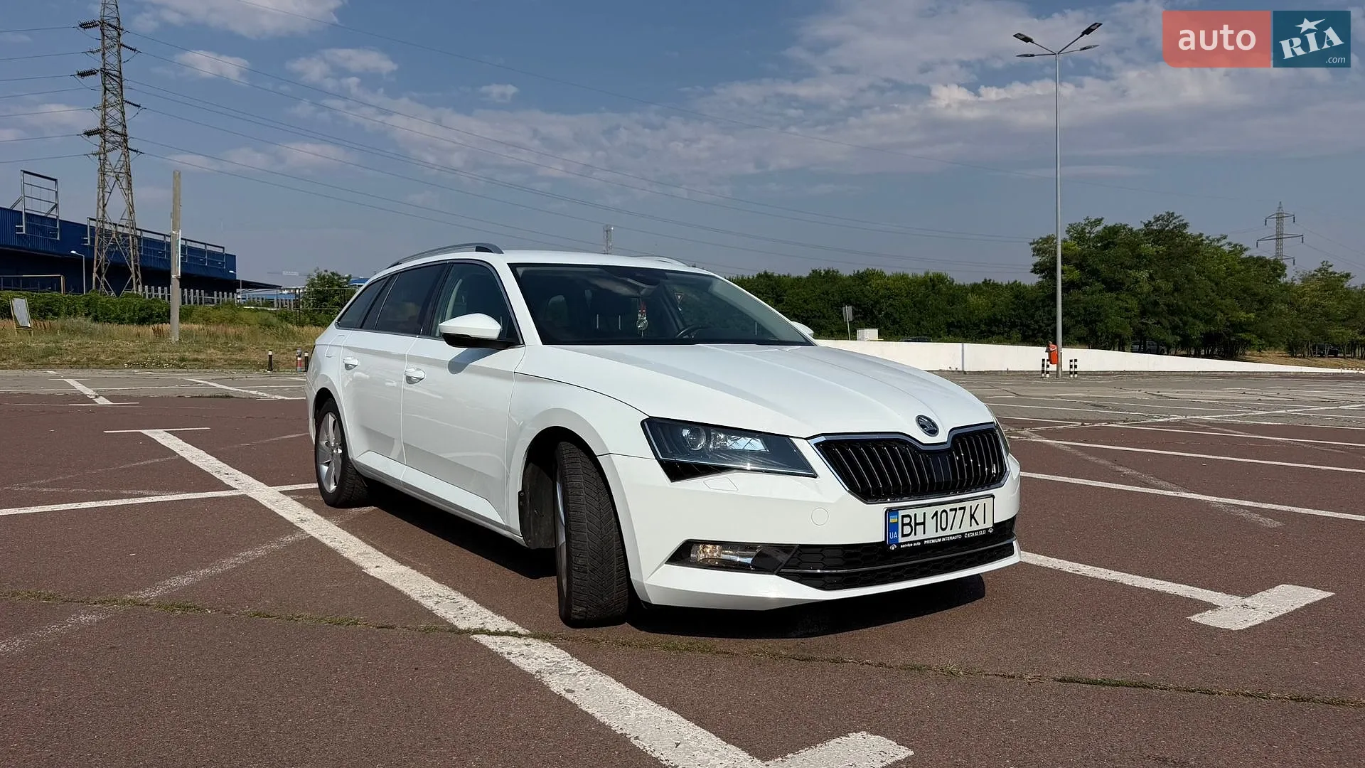2016 Skoda Superb - мініатюра 2