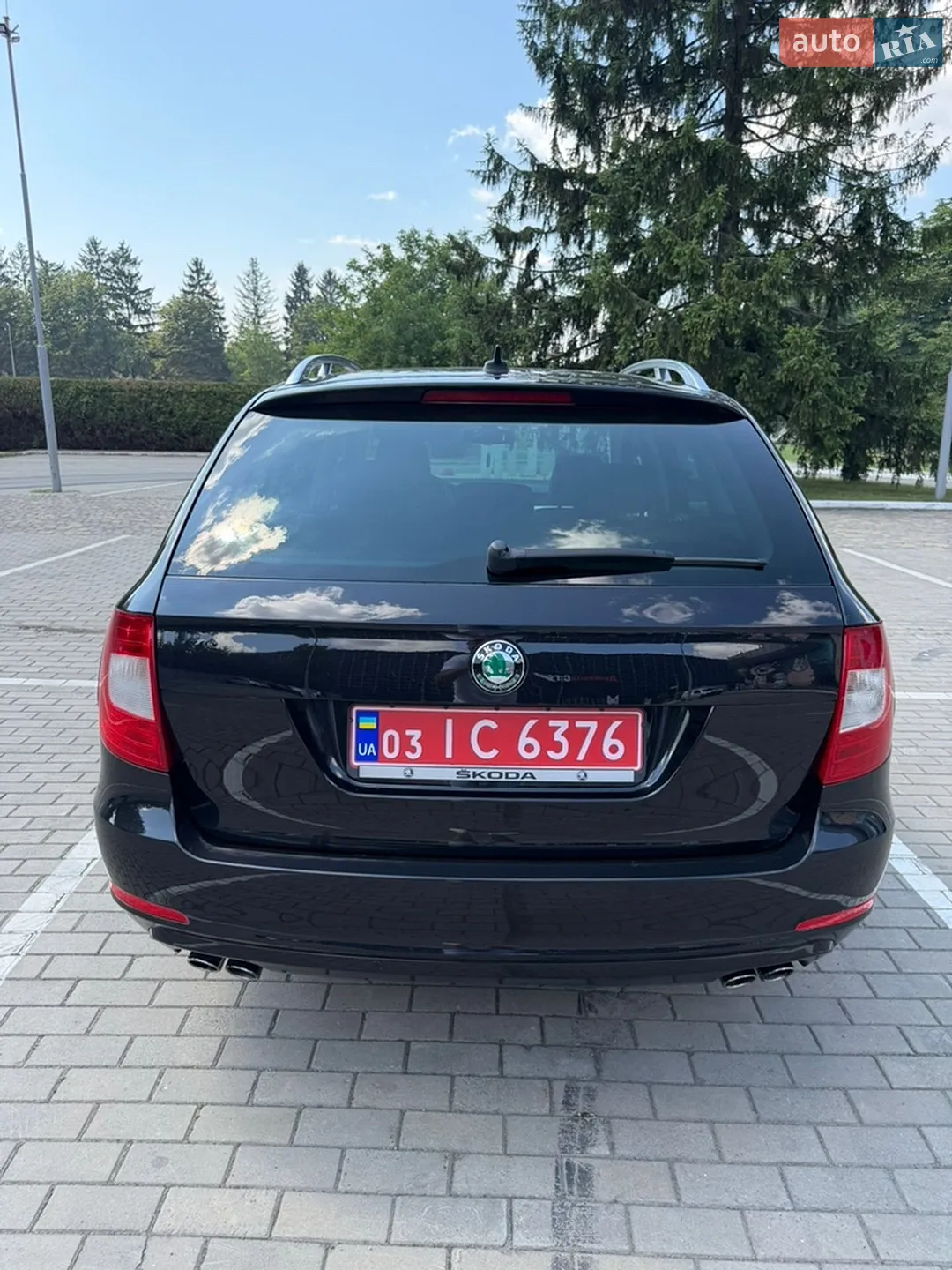 2011 Skoda Superb - мініатюра 20