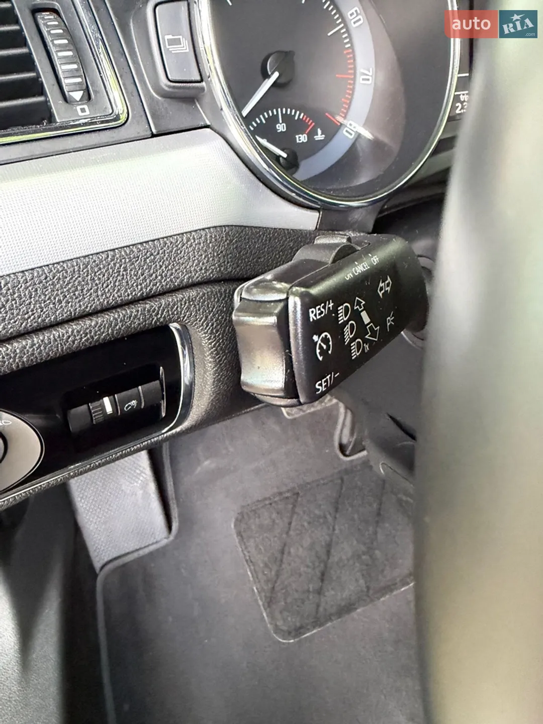 2011 Skoda Superb - мініатюра 94