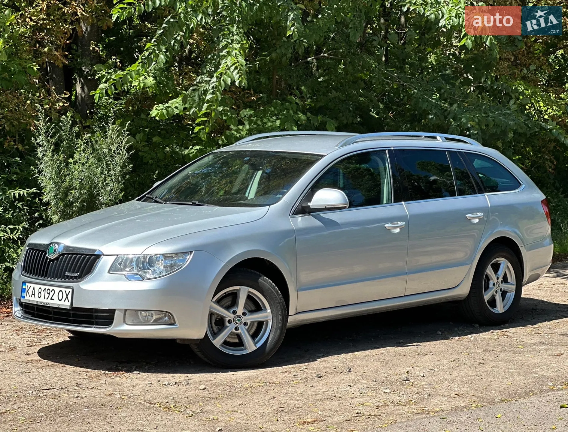 2011 Skoda Superb - мініатюра 2