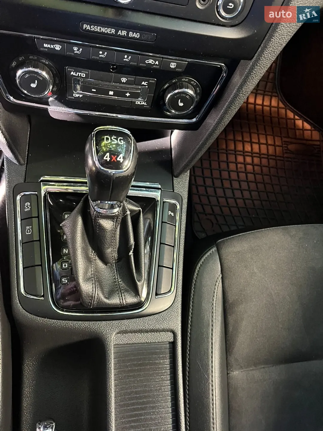 2013 Skoda Superb - мініатюра 21