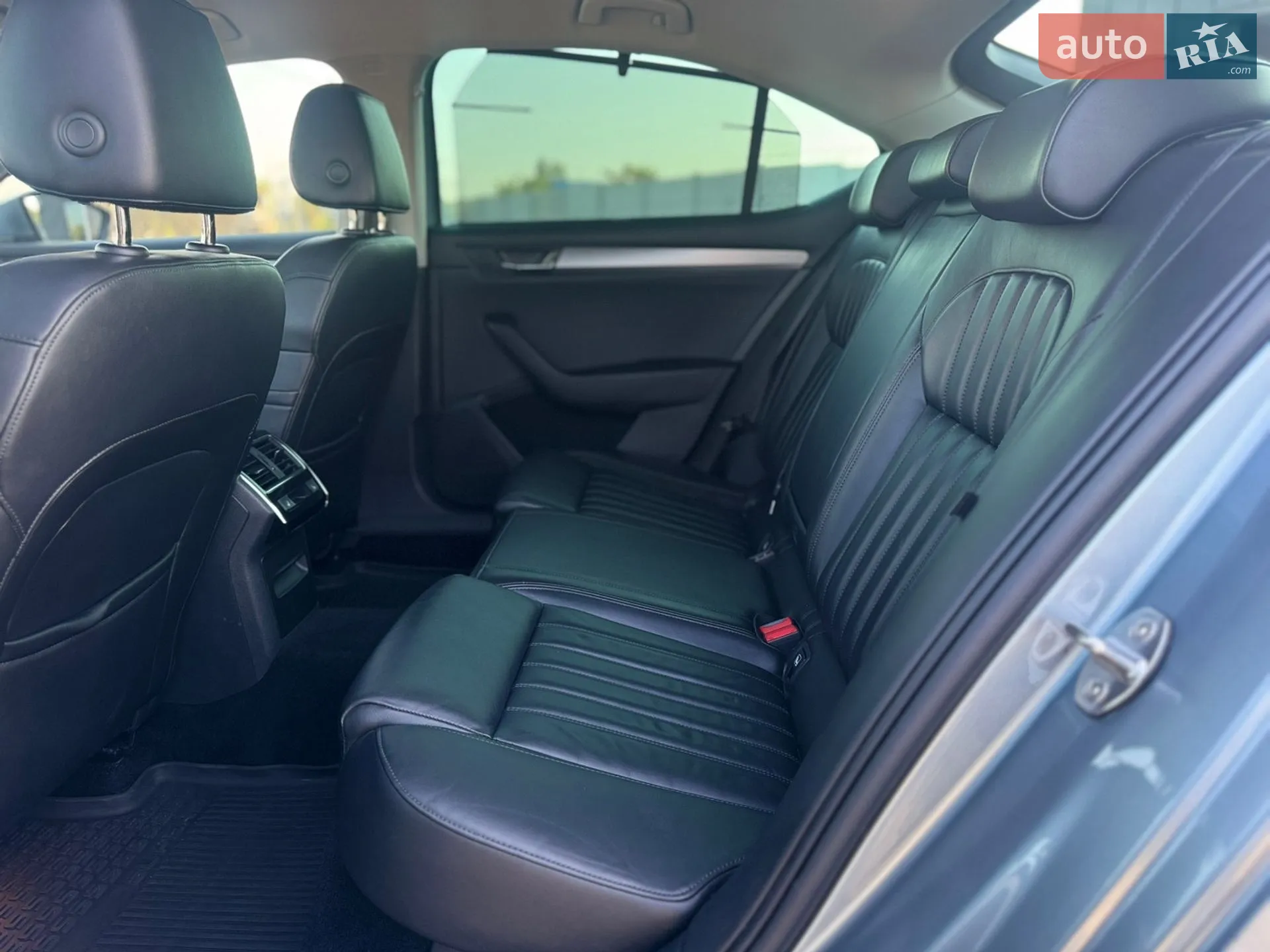2016 Skoda Superb - мініатюра 25