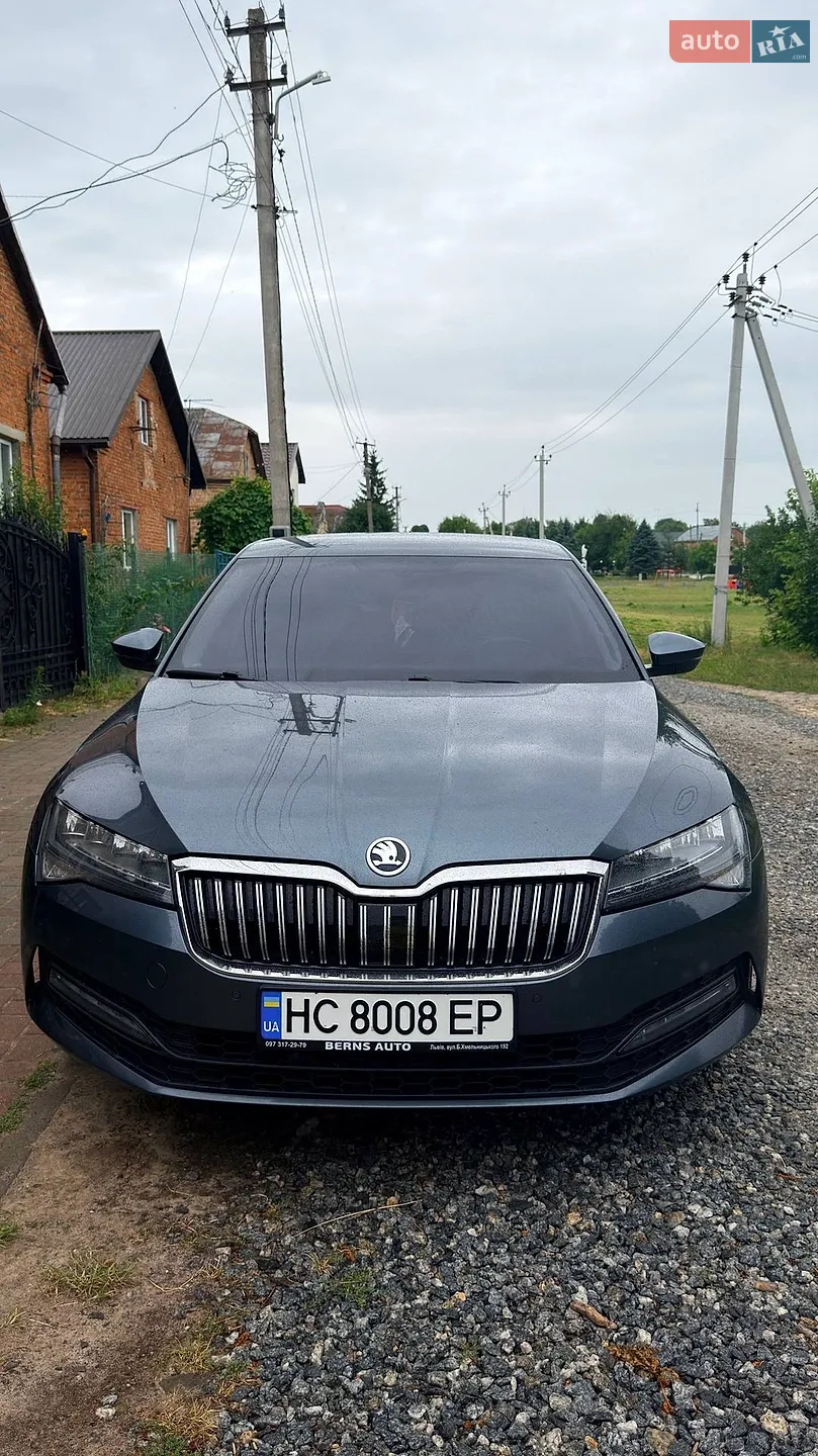 2019 Skoda Superb - мініатюра 9