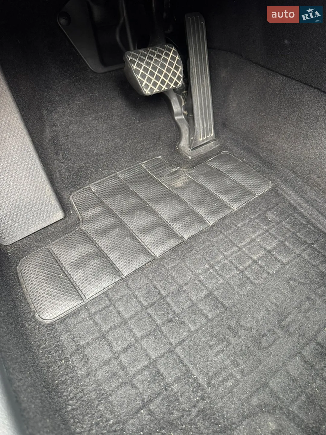 2011 Skoda Superb - мініатюра 23