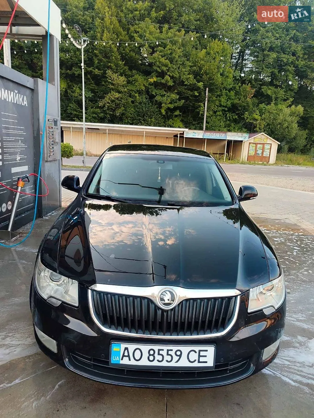 2010 Skoda Superb - мініатюра 2