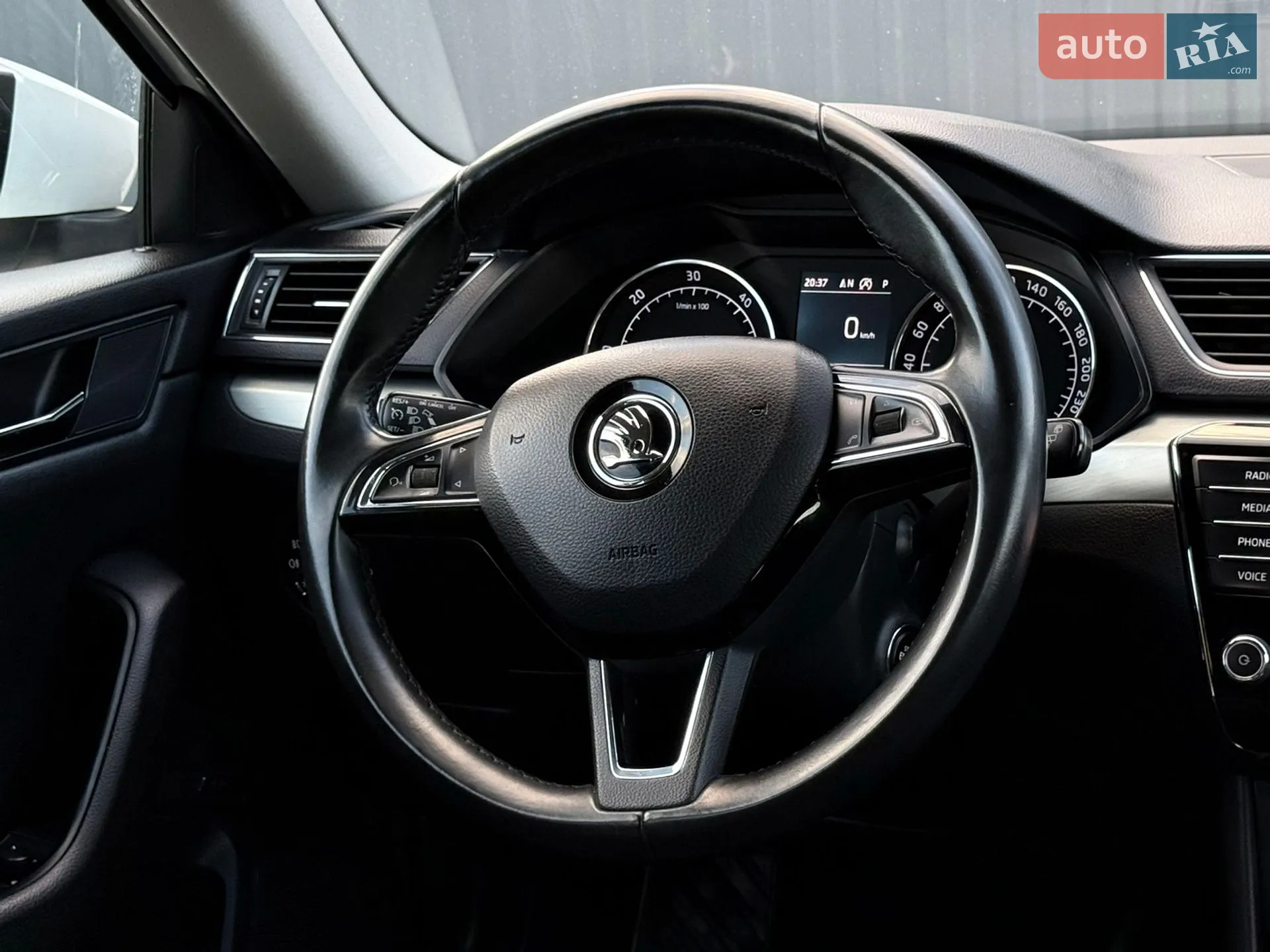2017 Skoda Superb - мініатюра 69