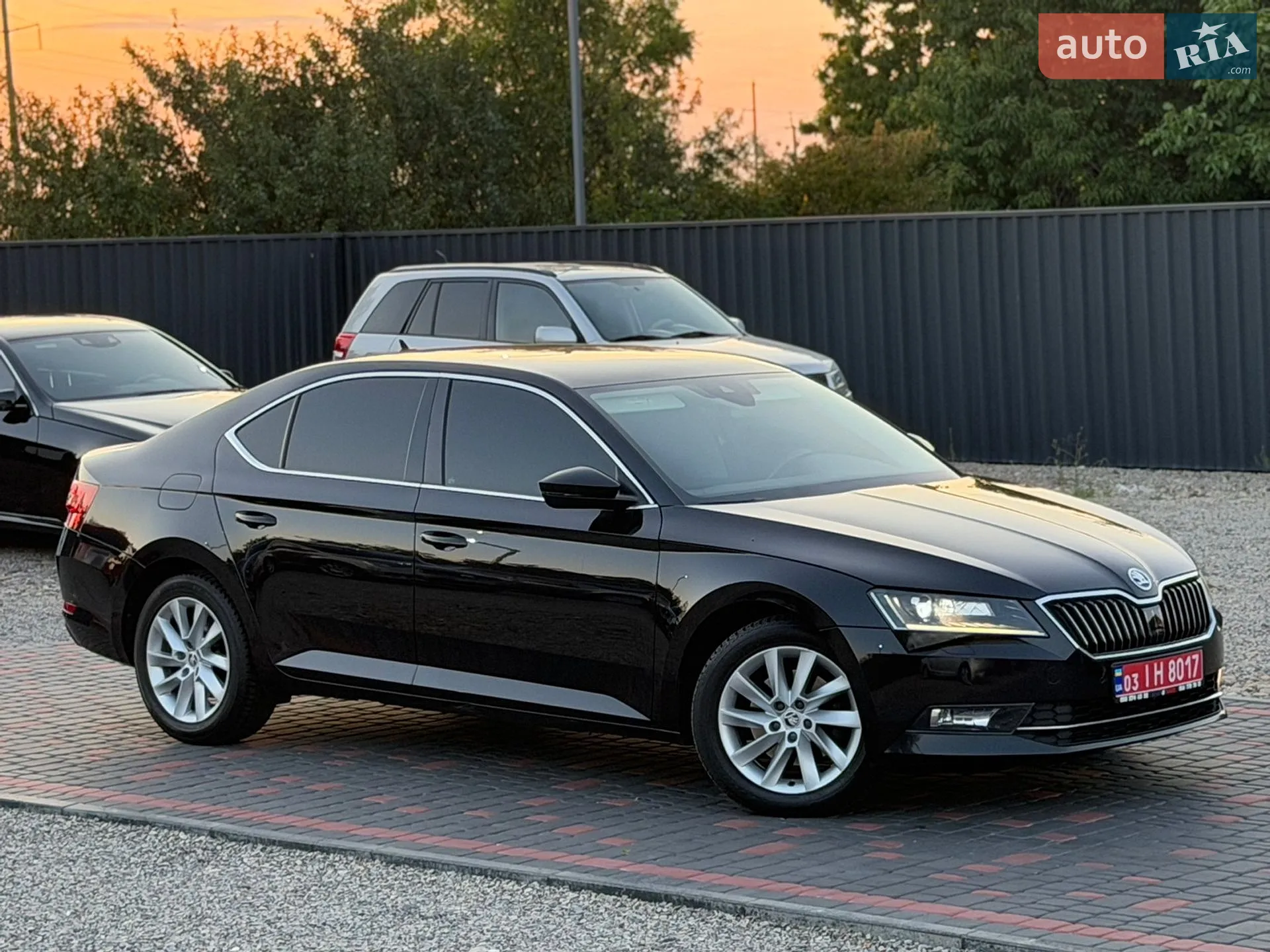 2019 Skoda Superb - мініатюра 2