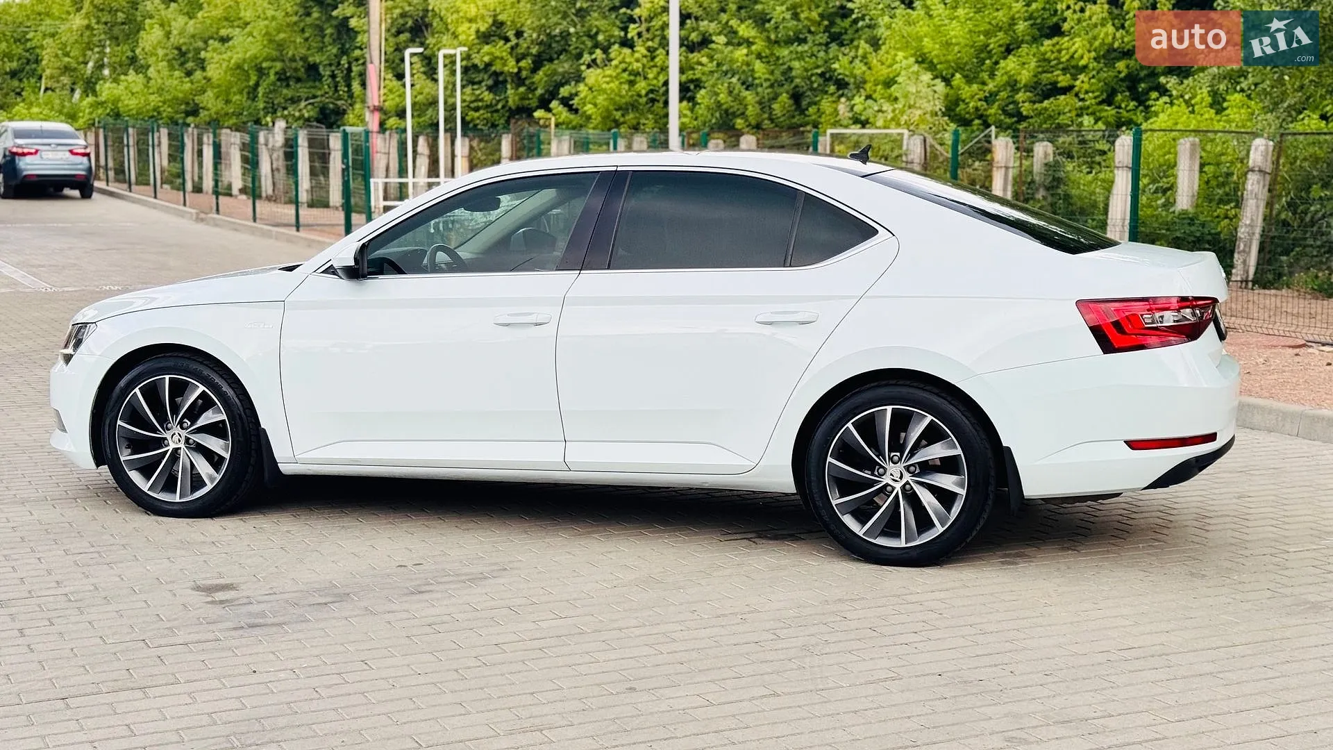 2016 Skoda Superb - мініатюра 7