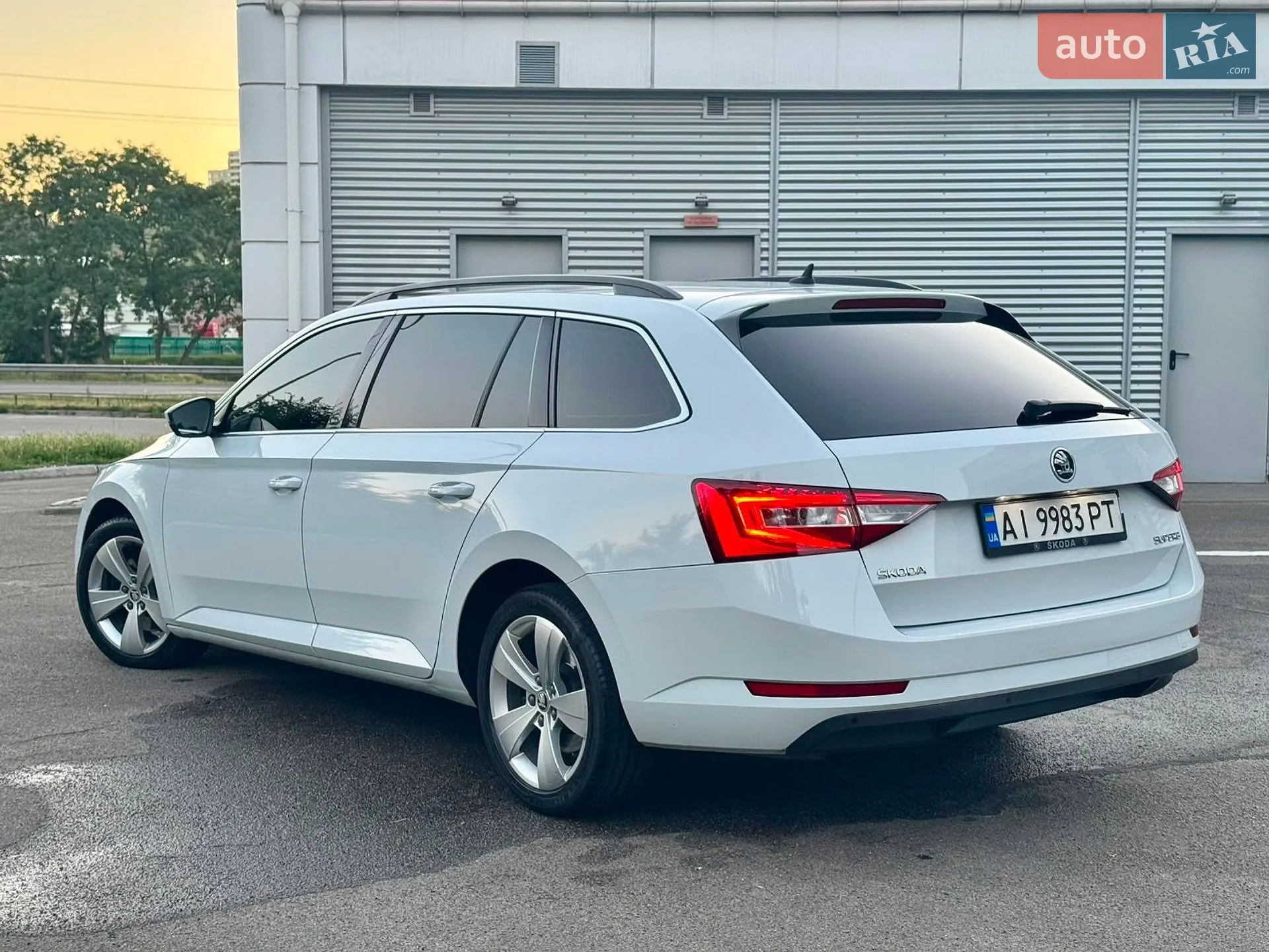 2017 Skoda Superb - мініатюра 15