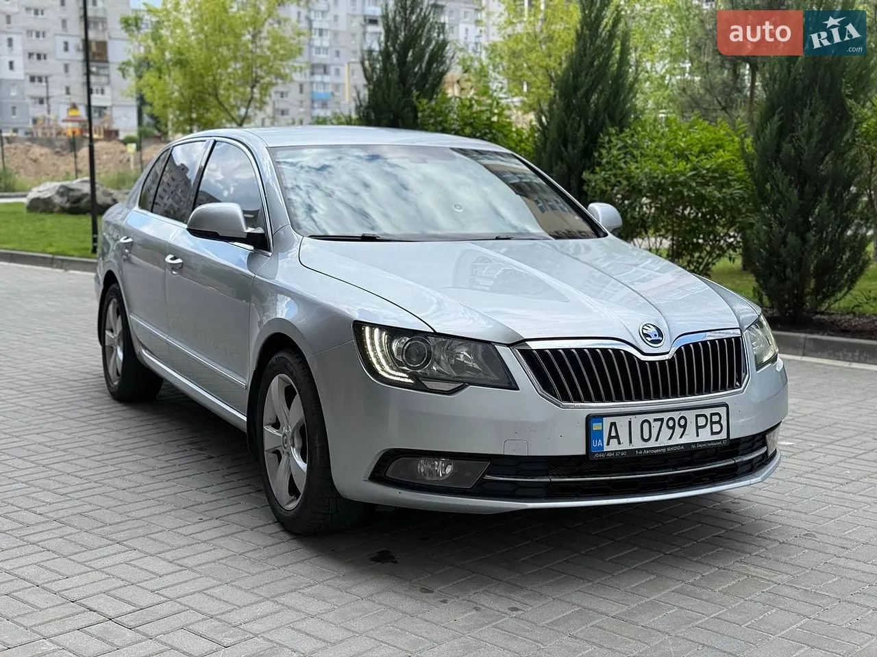 2011 Skoda Superb - мініатюра 19