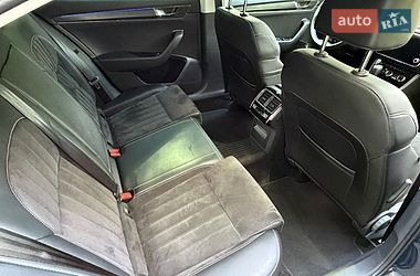 Лифтбек Skoda Superb 2022 в Киеве