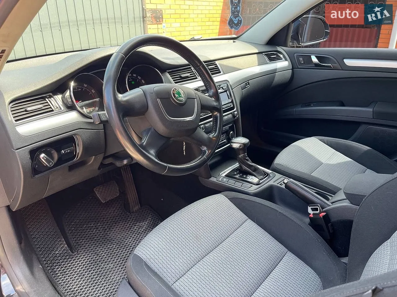 2012 Skoda Superb - мініатюра 11