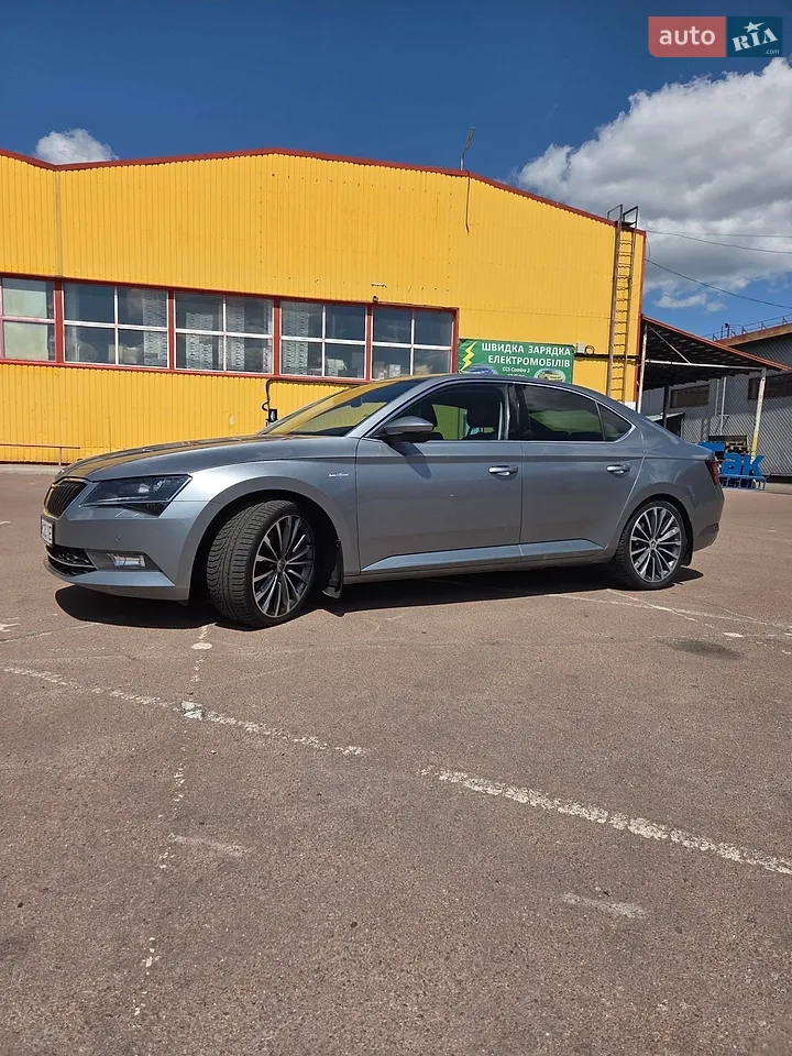 2015 Skoda Superb - мініатюра 13