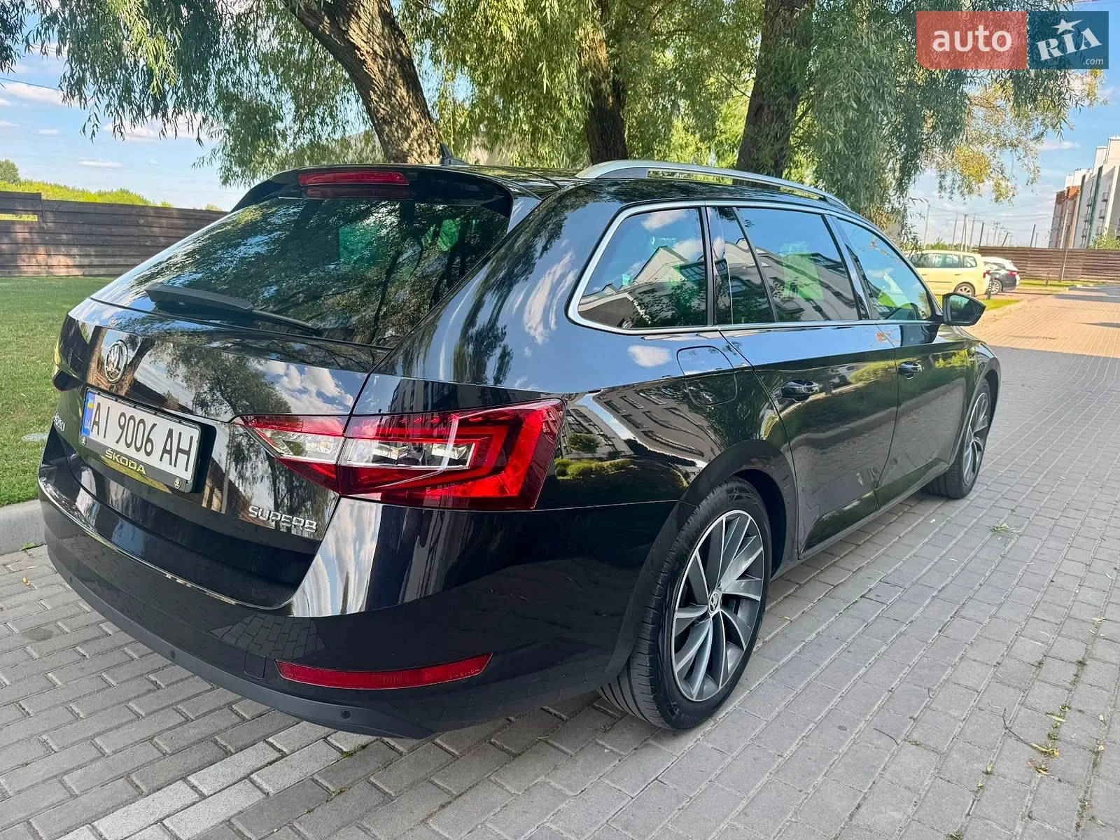 2019 Skoda Superb - мініатюра 14