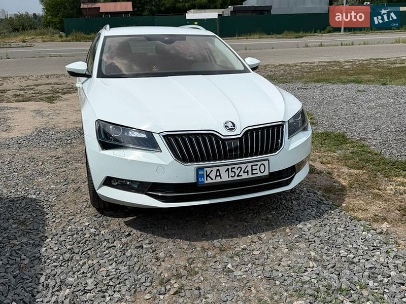 Skoda Superb 2016