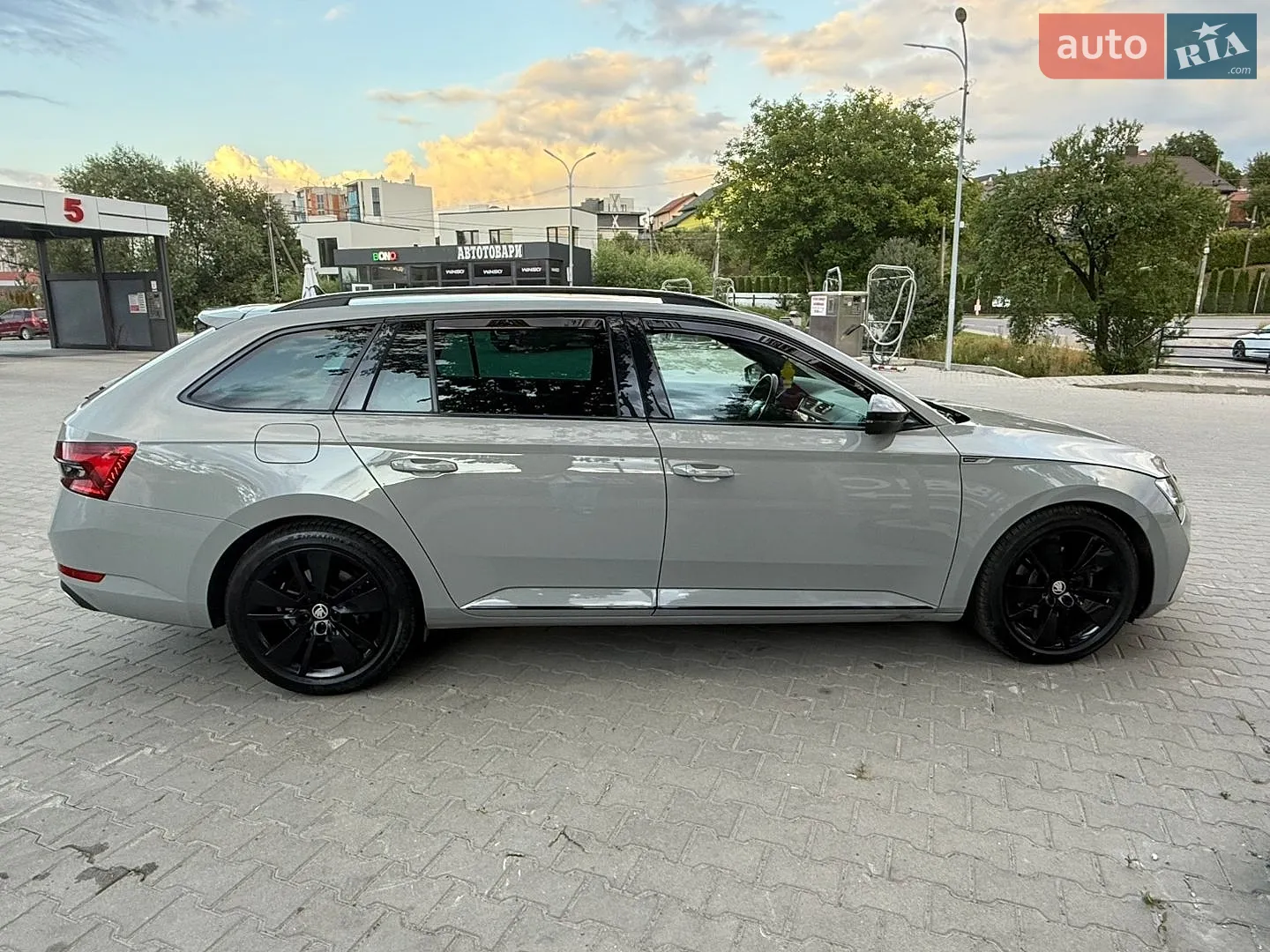 2020 Skoda Superb - мініатюра 16