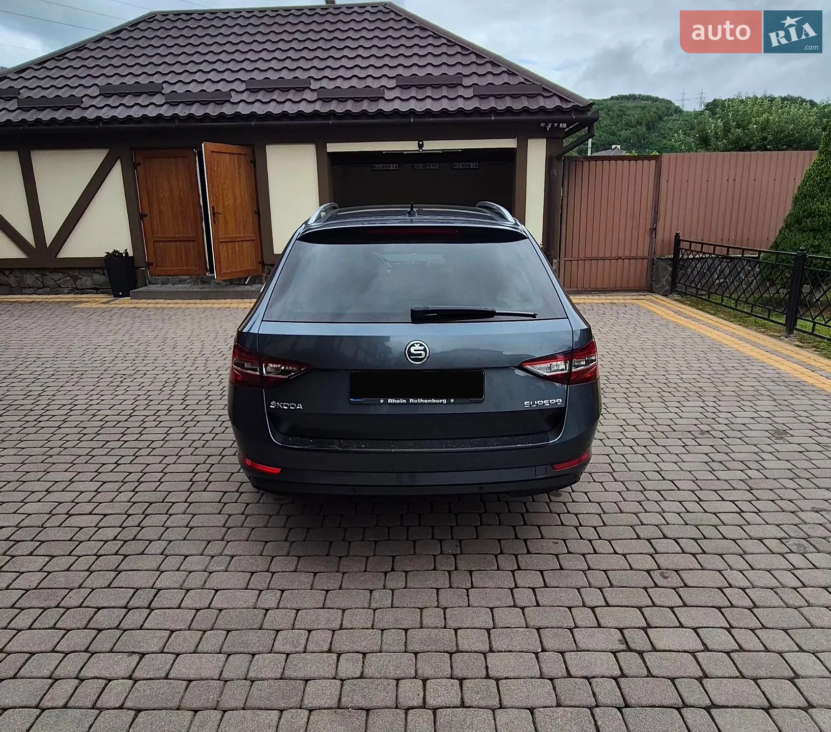 2017 Skoda Superb - мініатюра 3