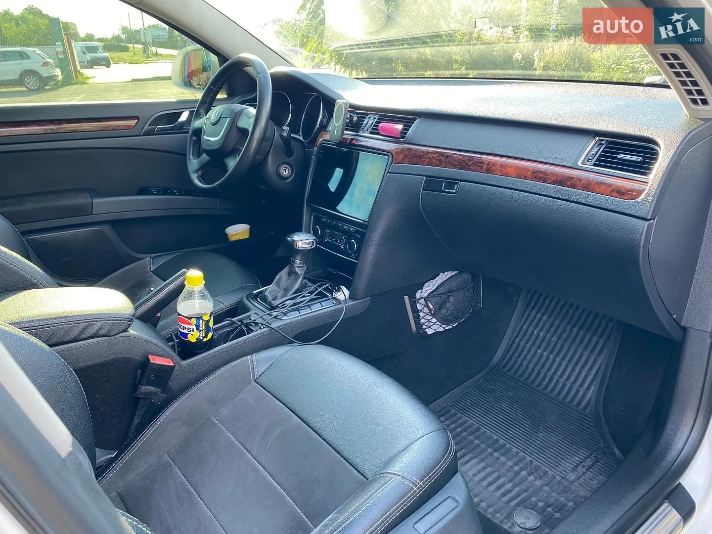 2012 Skoda Superb - мініатюра 8