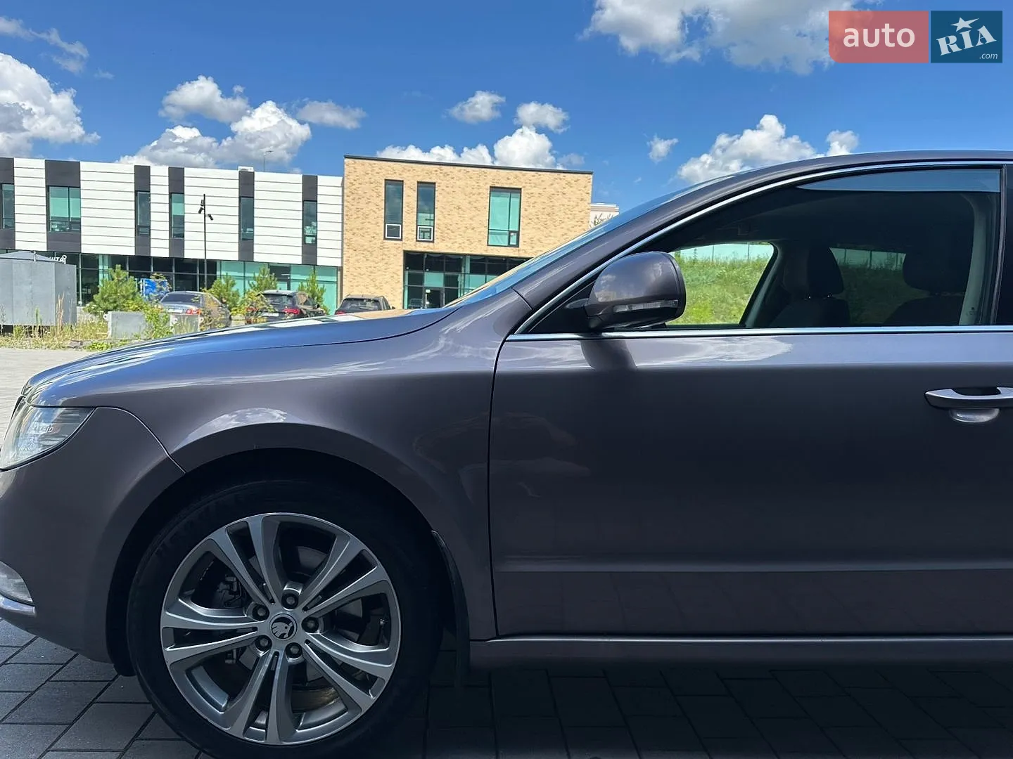 2012 Skoda Superb - мініатюра 4