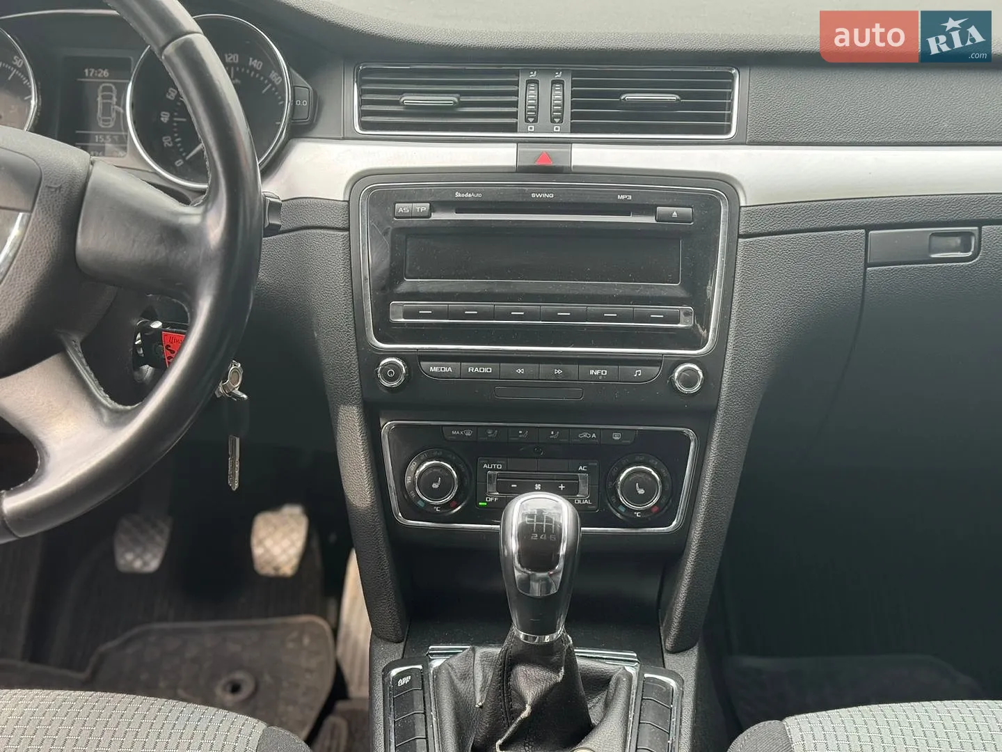 2012 Skoda Superb - мініатюра 12