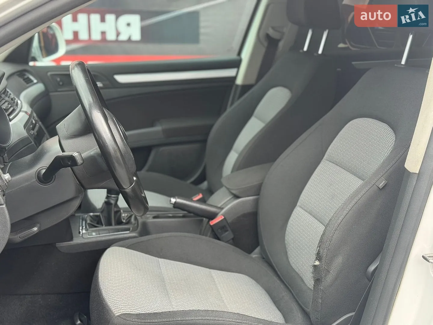 2012 Skoda Superb - мініатюра 28