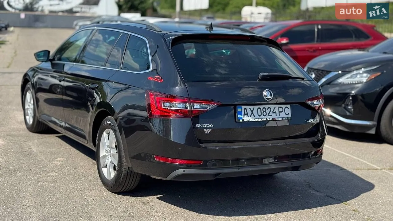 2018 Skoda Superb - мініатюра 15