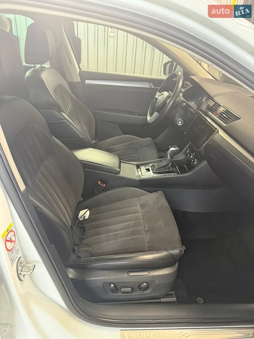 2017 Skoda Superb - мініатюра 7
