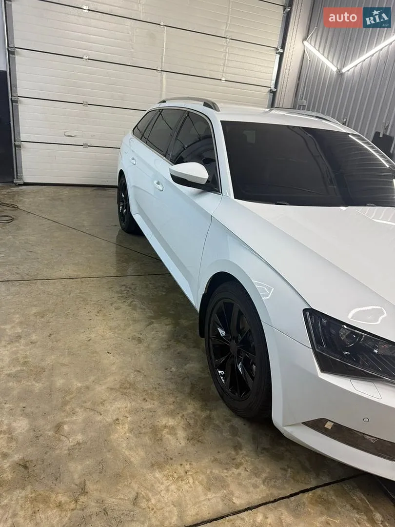 2017 Skoda Superb - мініатюра 5