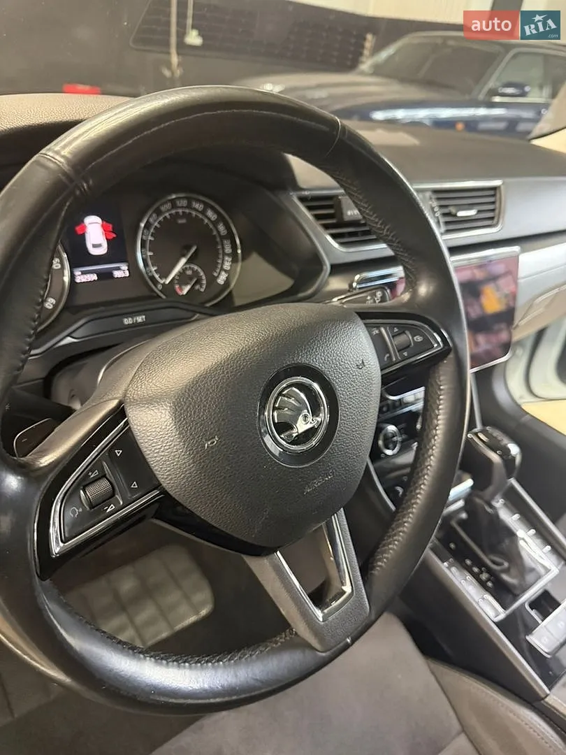 2017 Skoda Superb - мініатюра 19