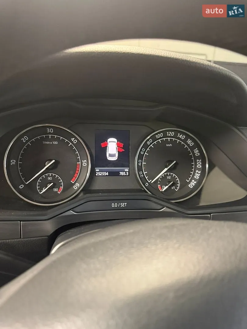 2017 Skoda Superb - мініатюра 27