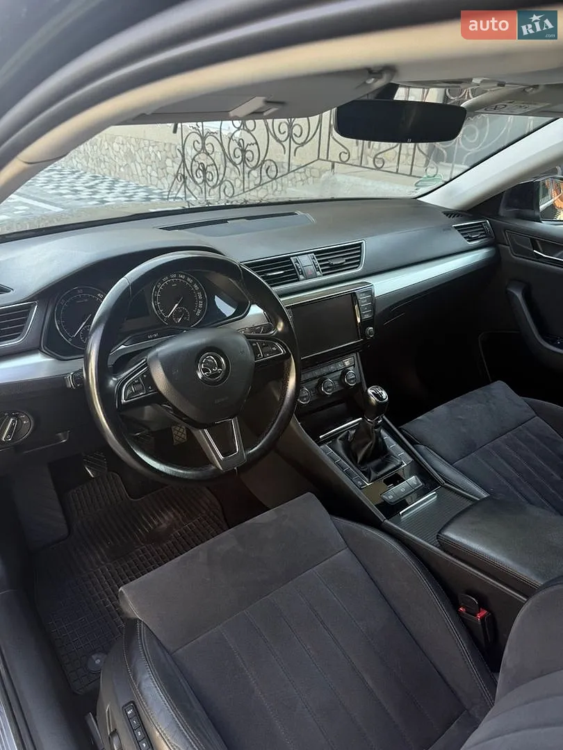 2016 Skoda Superb - мініатюра 22