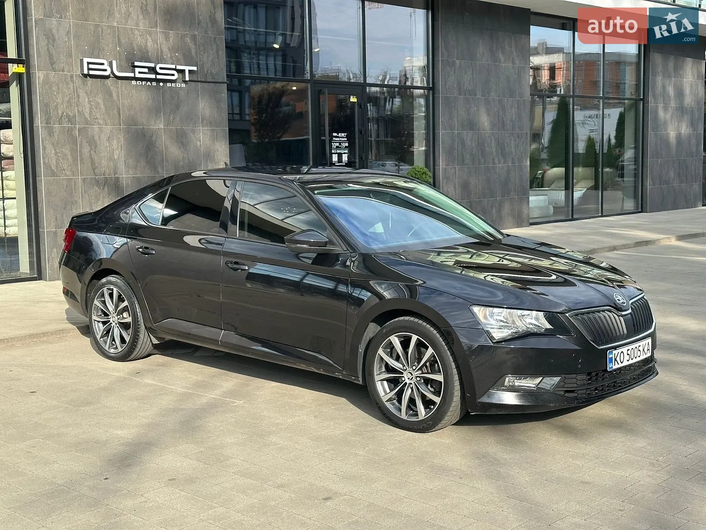 2015 Skoda Superb - мініатюра 9