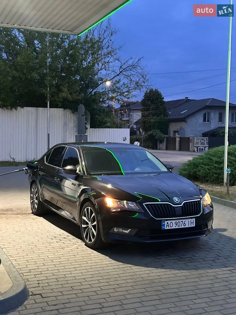 2015 Skoda Superb - мініатюра 18