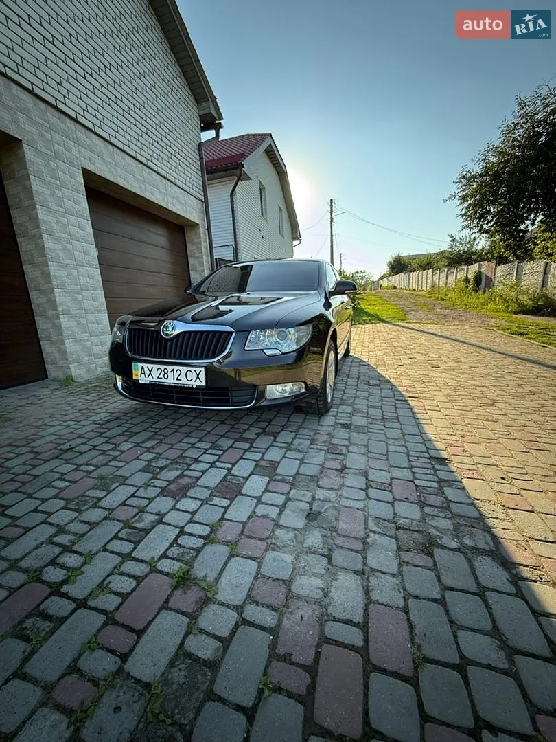 2012 Skoda Superb - мініатюра 3