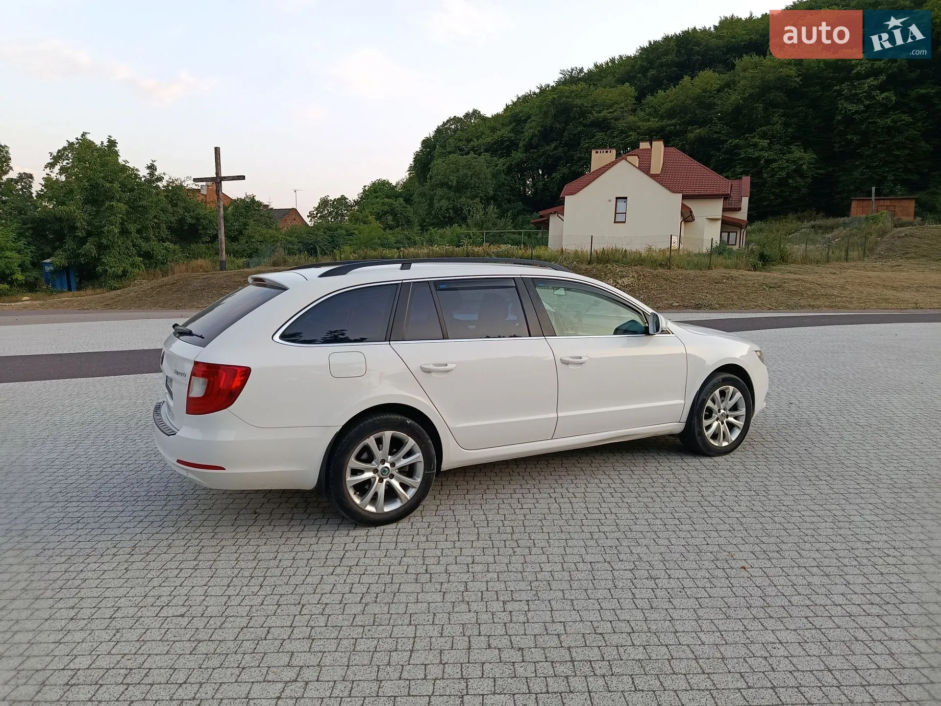 2011 Skoda Superb - мініатюра 8