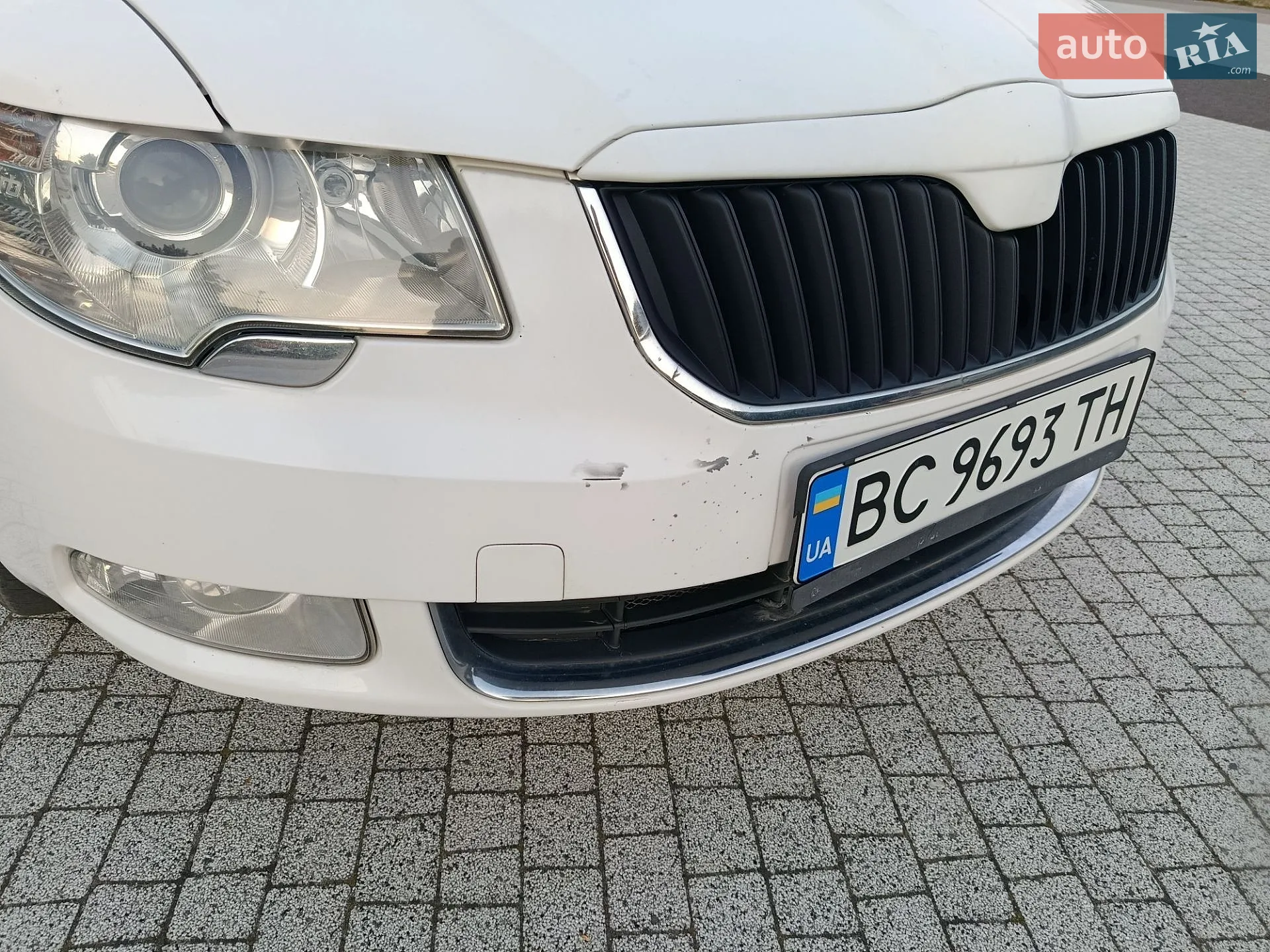 2011 Skoda Superb - мініатюра 4