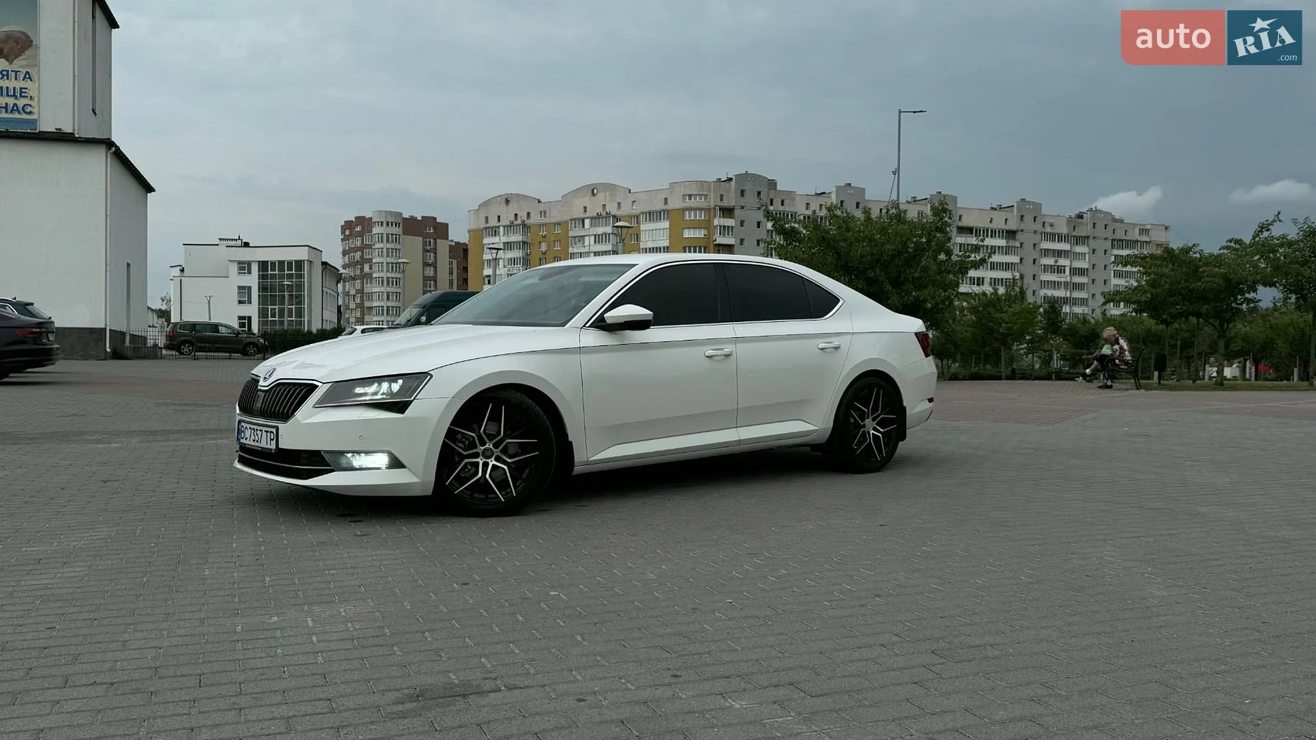 2015 Skoda Superb - мініатюра 6