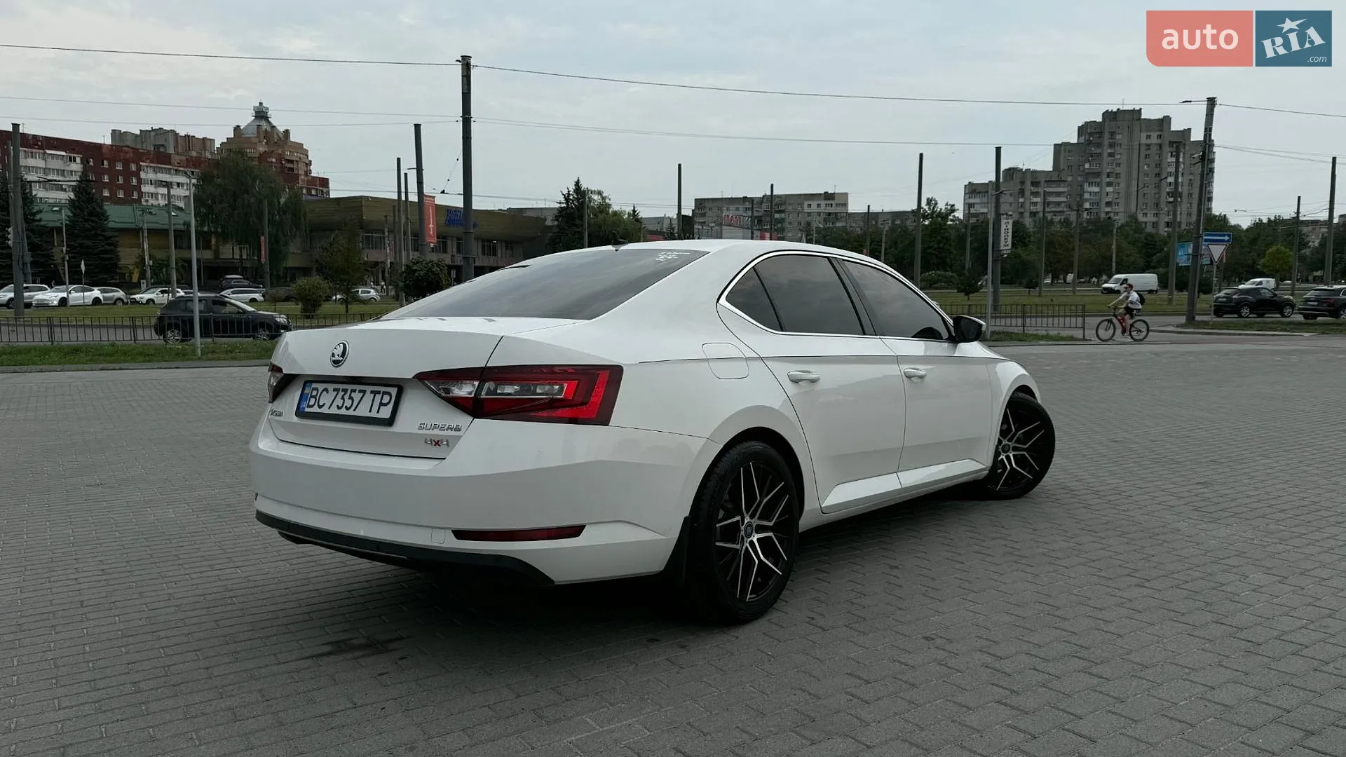 2015 Skoda Superb - мініатюра 13