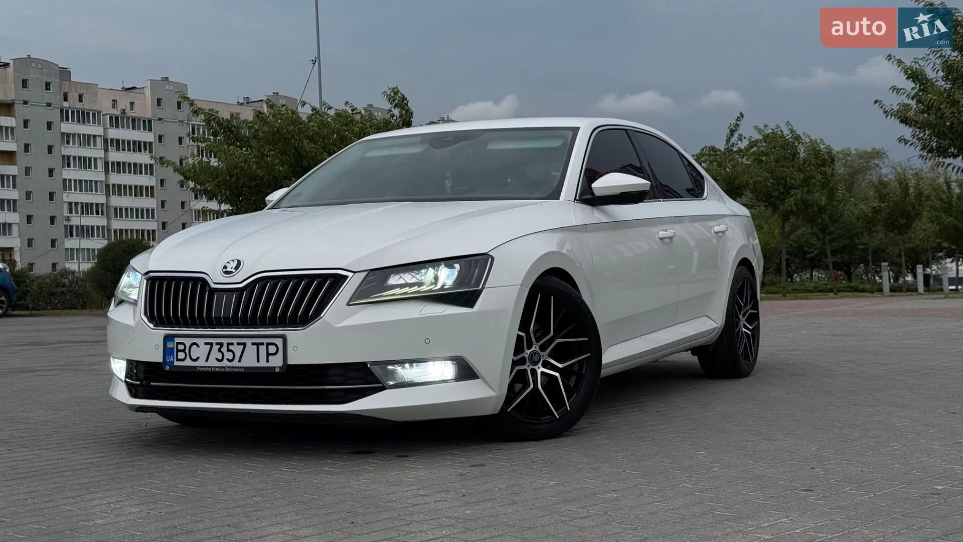 2015 Skoda Superb - мініатюра 8