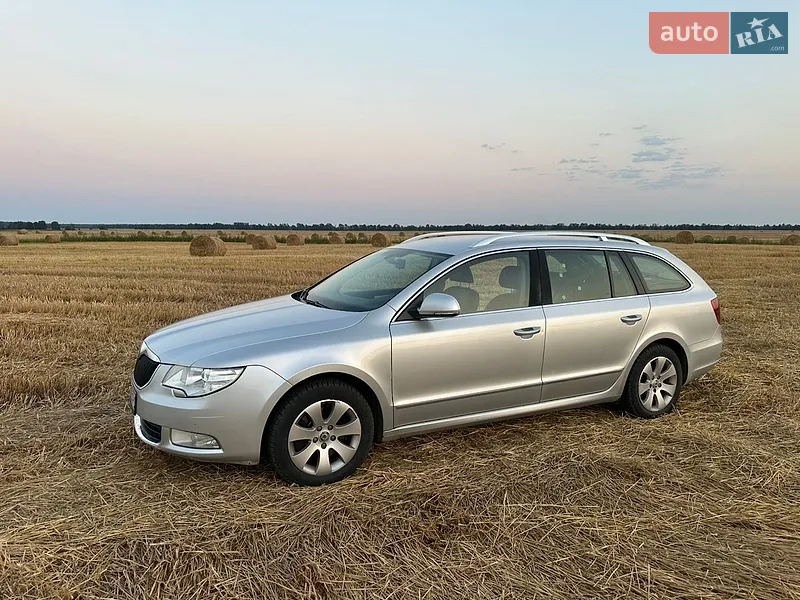 Skoda Superb 2011