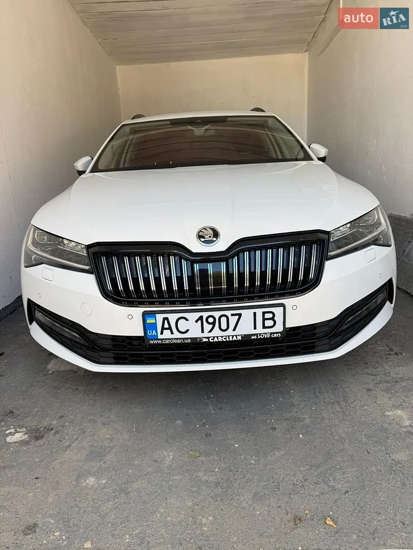 2020 Skoda Superb - фото 1