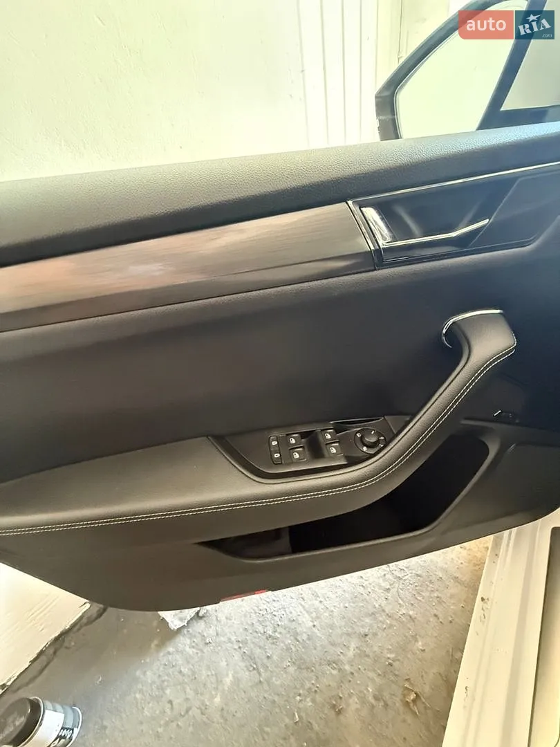 2020 Skoda Superb - мініатюра 12
