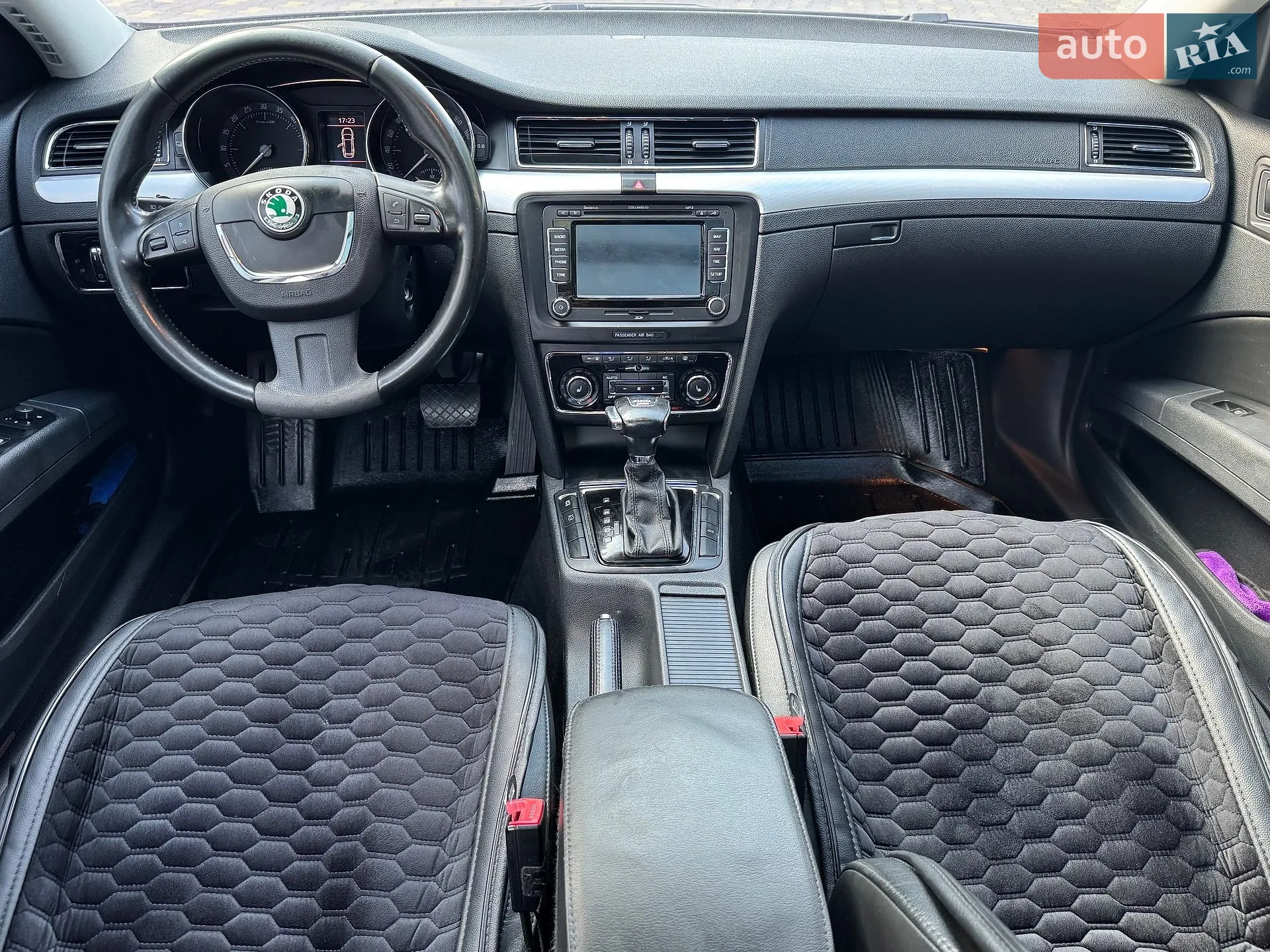 2012 Skoda Superb - мініатюра 8