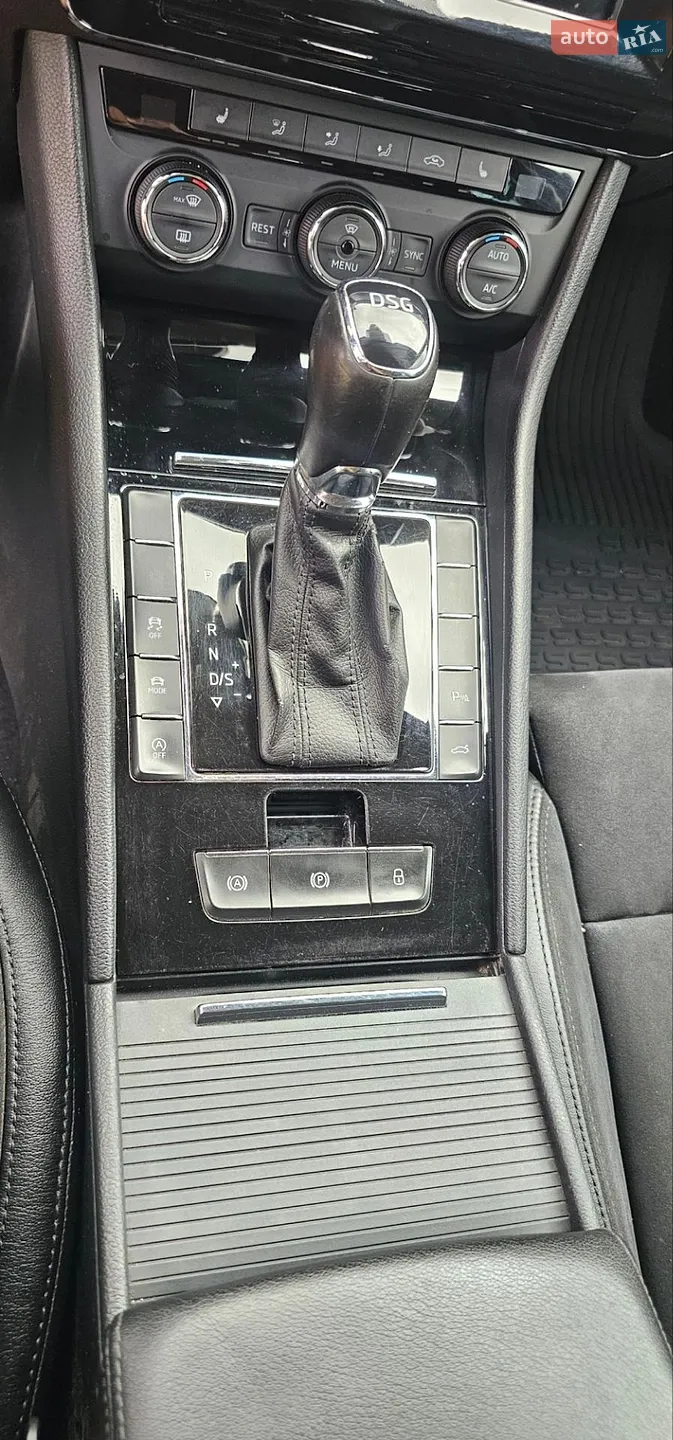 2016 Skoda Superb - мініатюра 29